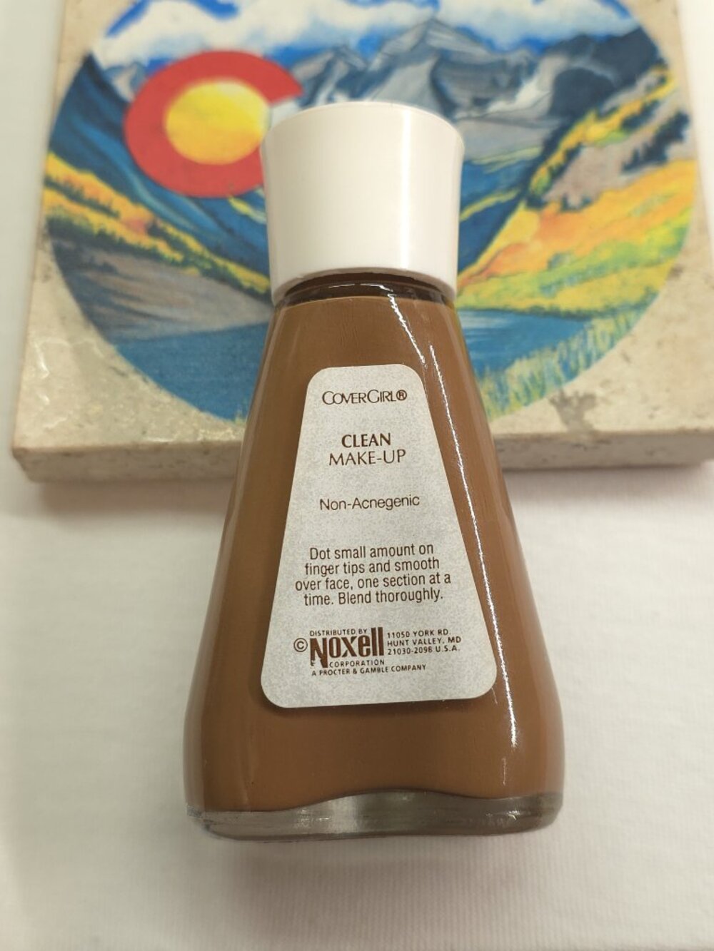 VINTAGE LEGACY COVERGIRL FOUNDATION BOTTLES - Picture 7 of 13